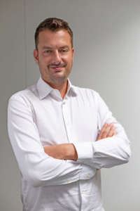 Alfredo Formisano, Director di Iconsulting